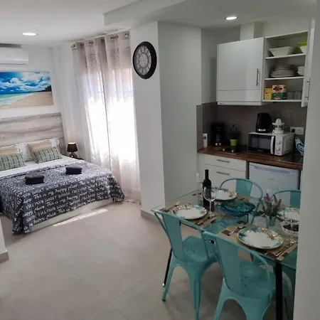 Apartamentos Elemar Free Luggage Storage Malaga Exterior photo