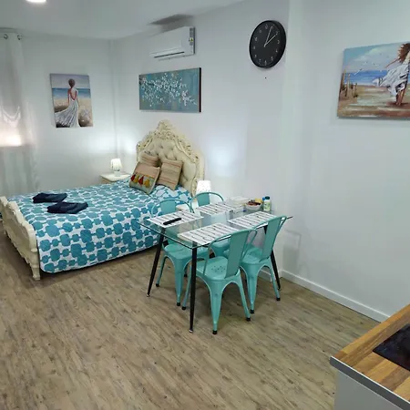Apartamentos Elemar Free Luggage Storage Malaga Room photo