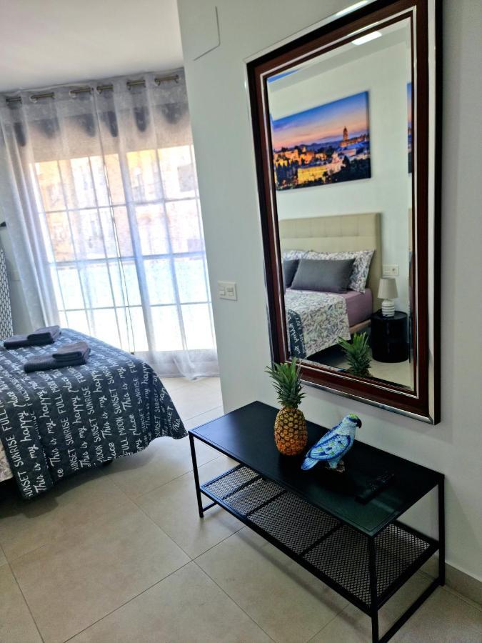 Elemar Free Luggage Storage Apartament Malaga